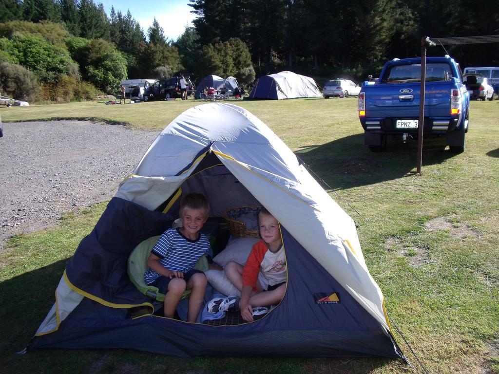 Tongariro Holiday Park Hotel National Park Exterior foto